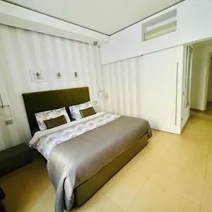 Interno 5 ** Roma